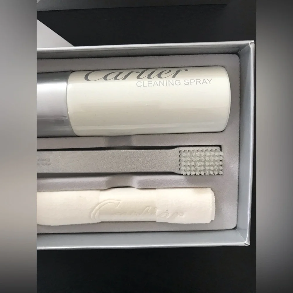 Cartier Cleaning Set - Picture 2 of 4